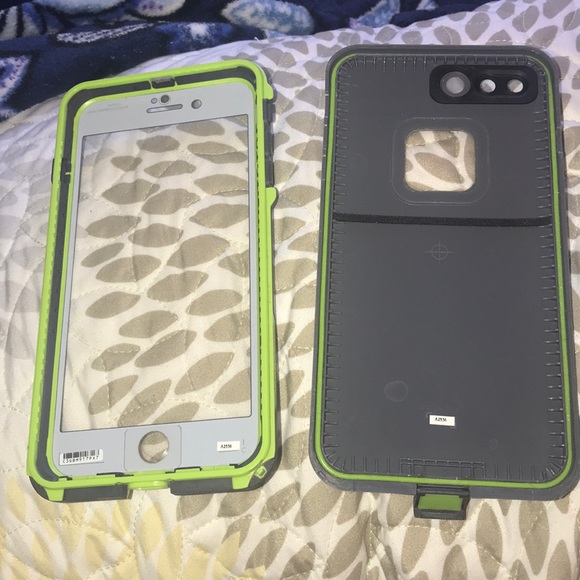 Life Proof Case - Picture 7 of 10